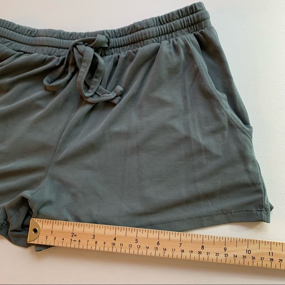 Aerie Shorts Flowy Sz XS - Picture 9 of 12
